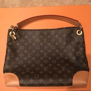 Louis Vuitton Berri